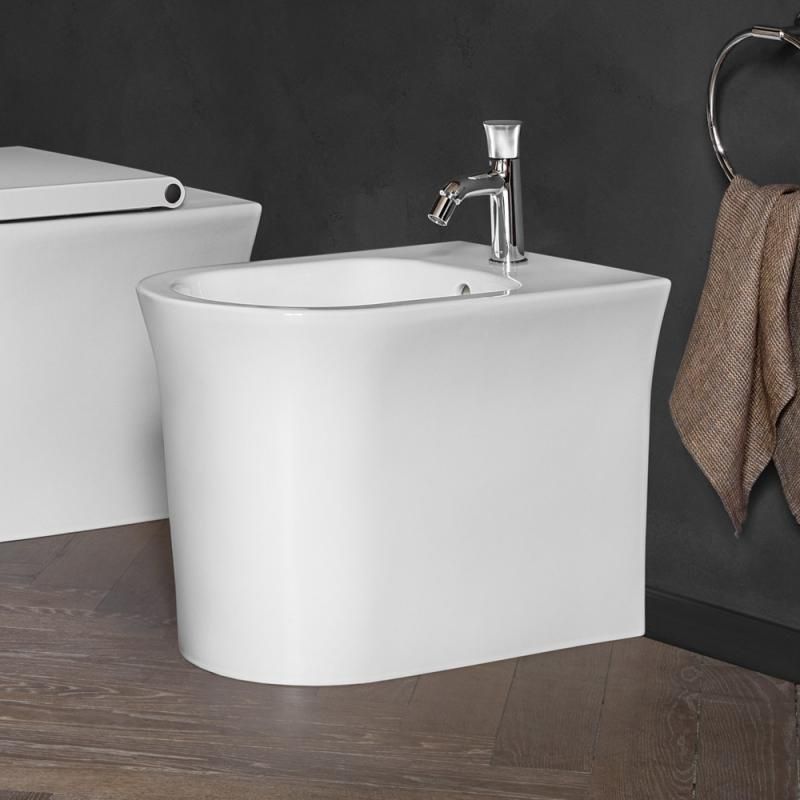 Смеситель для биде Duravit White Tulip WT2400001010 800006111 фото | La Dushe | Салон мебели и сантехники Ля Душе | Портал для профессионалов | Дизайн интерьеров | Персональный сервис | Профессиональная консульция |  Дизайн проект | Импорт из Еверопы