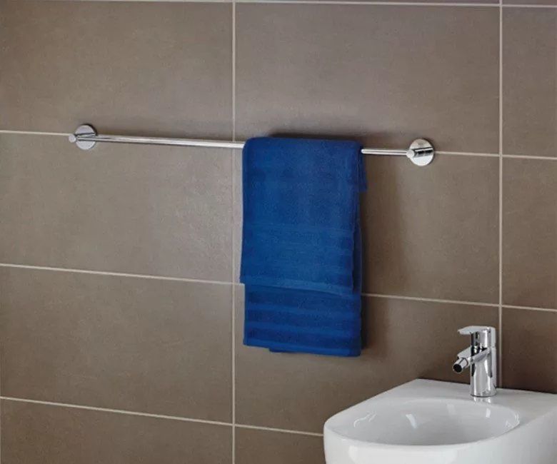 Тримач рушників Grohe Essentials 40366001 54981 фото | La Dushe | Салон меблів і сантехнікаи Ля Душе | Портал для професіоналів | Дизайн інтер'єрів | Персональний сервіс| Професійна консульація | Дизайн проект | Імпорт з Єверопи