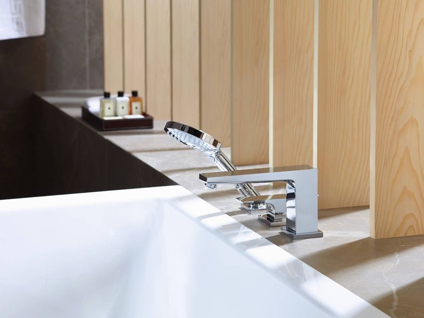 Смеситель на борт ванны Hansgrohe Metropol 32551000 59229 фото | La Dushe | Салон мебели и сантехники Ля Душе | Портал для профессионалов | Дизайн интерьеров | Персональный сервис | Профессиональная консульция |  Дизайн проект | Импорт из Еверопы