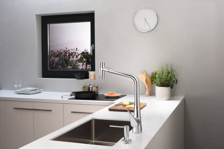 Змішувач для кухонної мийки з висувним душем Hansgrohe Metris M71 73816000 71528 фото | La Dushe | Салон меблів і сантехнікаи Ля Душе | Портал для професіоналів | Дизайн інтер'єрів | Персональний сервіс| Професійна консульація | Дизайн проект | Імпорт з Єверопи