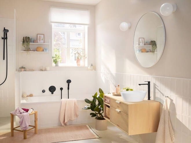 Смеситель для ванны Hansgrohe Rebris S 72466670, черный 88370 фото | La Dushe | Салон мебели и сантехники Ля Душе | Портал для профессионалов | Дизайн интерьеров | Персональный сервис | Профессиональная консульция |  Дизайн проект | Импорт из Еверопы
