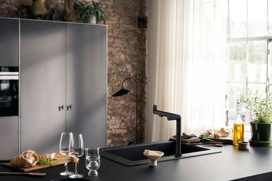Змішувач для кухонної мийки Hansgrohe Aqittura M91 76802670, чорний матовий 800003940 фото | La Dushe | Салон меблів і сантехнікаи Ля Душе | Портал для професіоналів | Дизайн інтер'єрів | Персональний сервіс| Професійна консульація | Дизайн проект | Імпорт з Єверопи