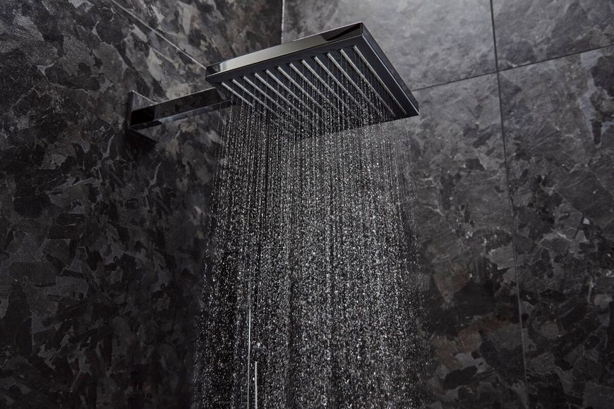 Кронштейн верхнього душу Hansgrohe 24337670, чорний матовий 92858 фото | La Dushe | Салон меблів і сантехнікаи Ля Душе | Портал для професіоналів | Дизайн інтер'єрів | Персональний сервіс| Професійна консульація | Дизайн проект | Імпорт з Єверопи