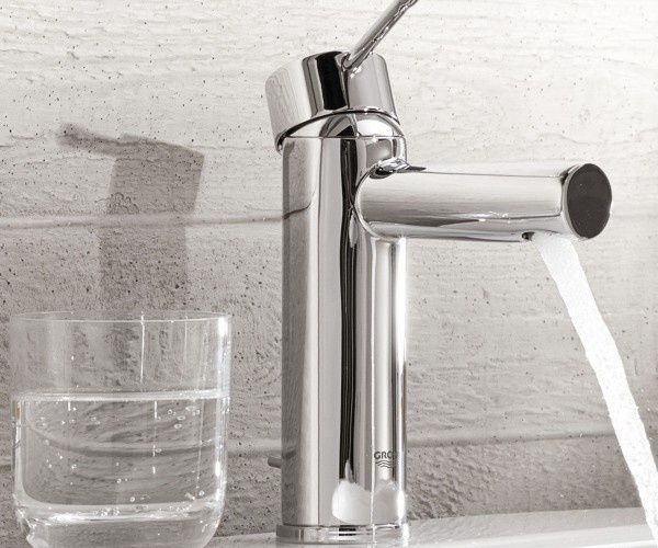 Смеситель для умывальника Grohe Essence New 32898001 50953 фото | La Dushe | Салон мебели и сантехники Ля Душе | Портал для профессионалов | Дизайн интерьеров | Персональный сервис | Профессиональная консульция |  Дизайн проект | Импорт из Еверопы