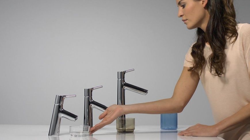 Смеситель для умывальника со средним изливом Hansgrohe Talis S 72021000 53097 фото | La Dushe | Салон мебели и сантехники Ля Душе | Портал для профессионалов | Дизайн интерьеров | Персональный сервис | Профессиональная консульция |  Дизайн проект | Импорт из Еверопы